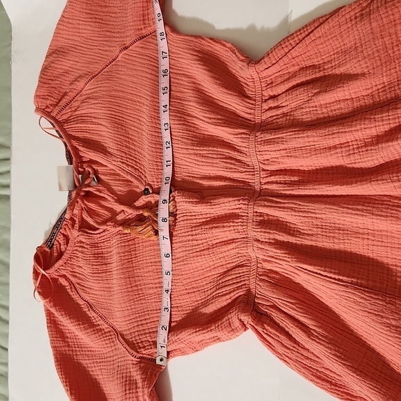 Knox Rose Romper Size M Coral Gauze V Neck Tassel Tie Side Pockets Cut Out Boho - Picture 11 of 15